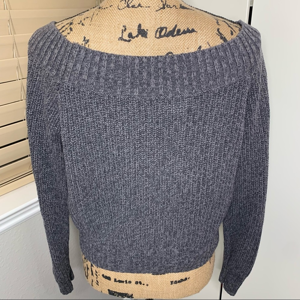 Hollister Thick Neck Scoop Crop Sweater